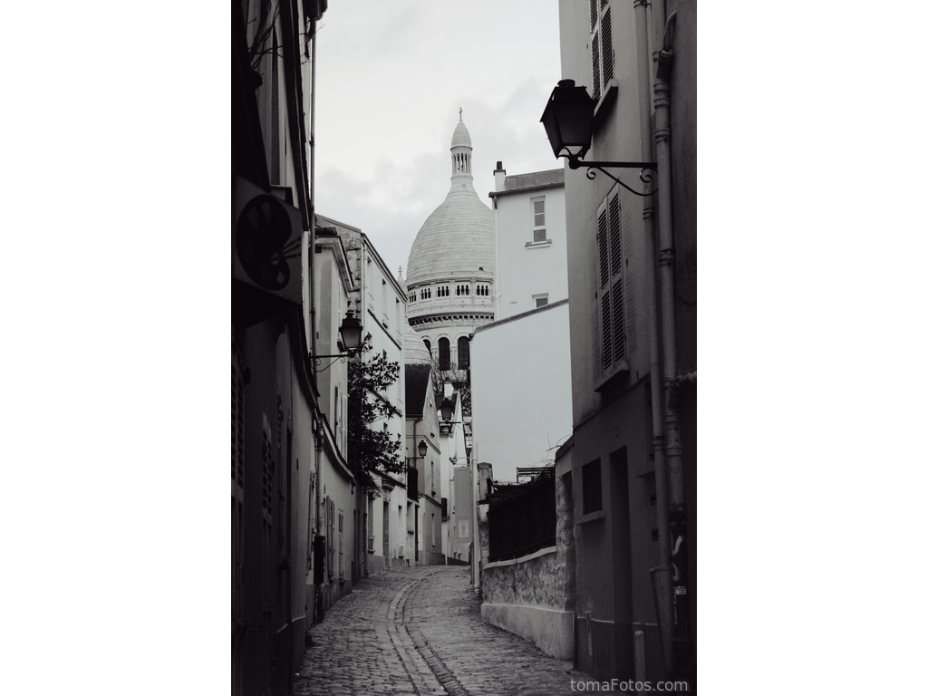 Estrecha calle de Montmartre